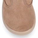 Kids suede leather boots with fur neck design in taupe color.