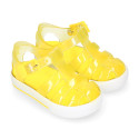 Tennis style kids jelly shoes for the Beach and Pool.