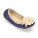 Stretch ballet flat shoes with flower detail in linen.