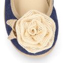 Stretch ballet flat shoes with flower detail in linen.