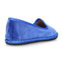 Women velvet Slipper shoes in trendy colors.