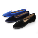 Women velvet Slipper shoes in trendy colors.