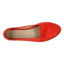 Women velvet Slipper shoes in trendy colors.