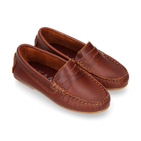 Classic tanned leather kids loafer shoes with detail mask.