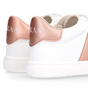 Okaa Flex Kids Sneaker shoes with salmon side straps design. RESPECTFUL model.