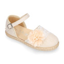 Linen canvas girl espadrille shoes for ceremony with lace and flower design.