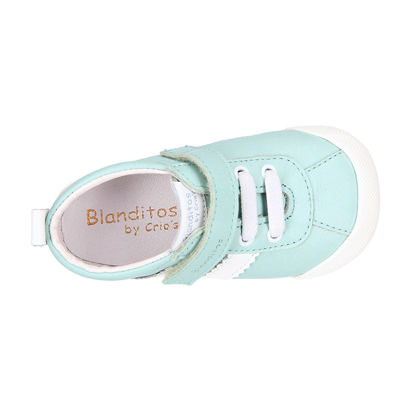 BLANDITOS by Crio´s kids sneakers with elastic lace and hook-and-loop strap  closure. BT039