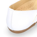 Girl T-BAR Mary Jane shoes in White soft Nappa leather with petals design.