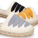 Cotton Canvas Girl espadrille shoes with buckle fastening and ties design in trendy colors.