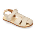 Okaa Flex Kid Sandal shoes to dress in Ivory color. RESPECTFUL model.