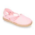 Cotton Canvas Girl espadrille shoes with ties closure.