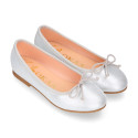 Laminated Soft suede leather girl ballet flats with adjustable ribbon.