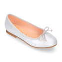 Laminated Soft suede leather girl ballet flats with adjustable ribbon.