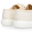 Cotton Canvas OKAA Girl Sneaker laceless and with toe cap design.