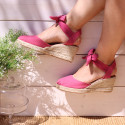 Wedge canvas sandal espadrille with buckle fastening in washing effect.