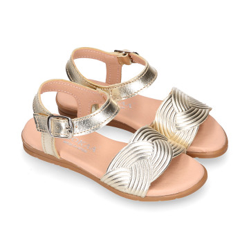 Gold nappa leather girl sandal shoes with braided engraved design.