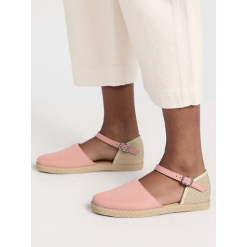 Suede leather girl espadrille shoes.