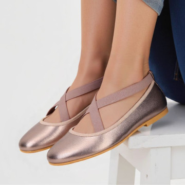 Bailarina niña tipo Ballet con cintas cruzadas elásticas en piel bronce.
