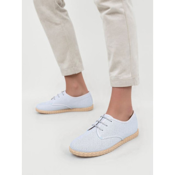 Linen kids laces up shoes espadrille style in pastel colors.