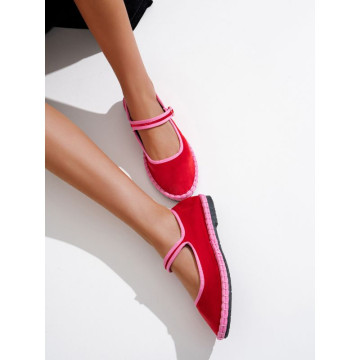 Women's red velvet Mary Jane with buckle and clip