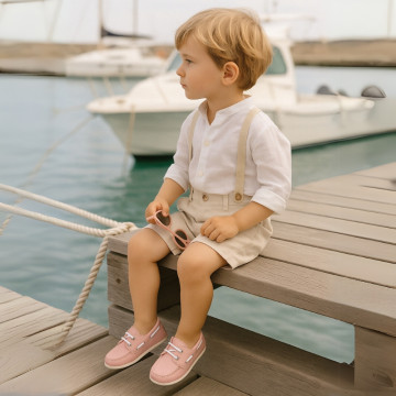 Classic nappa leather Boat shoes pastel colors for kids.