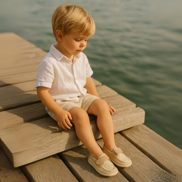 Little Linen canvas Boat shoes in Natural color.