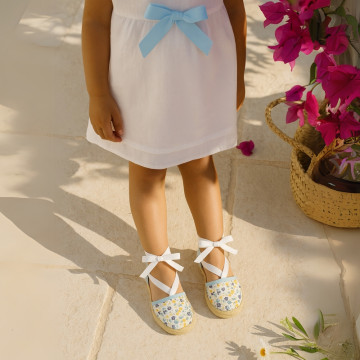 FLOWERS print Cotton Canvas Girl Valenciana style espadrille shoes.