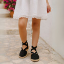 Cotton Canvas Girl espadrille shoes with ties closure.
