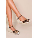 Alpargata mujer tradicional con cuña y diseño con estampado leopardo