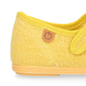Mercedita niña con hebilla tipo japonesa en LINO AMARILLO.