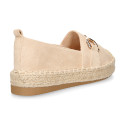 Alpargata mujer tipo mocasín con estribo en color dorado
