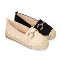 Alpargata mujer tipo mocasín con estribo en color dorado