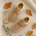 Botita niños OKAA FLEX tipo Wallabee con cuello borrego en piel Nobuck.