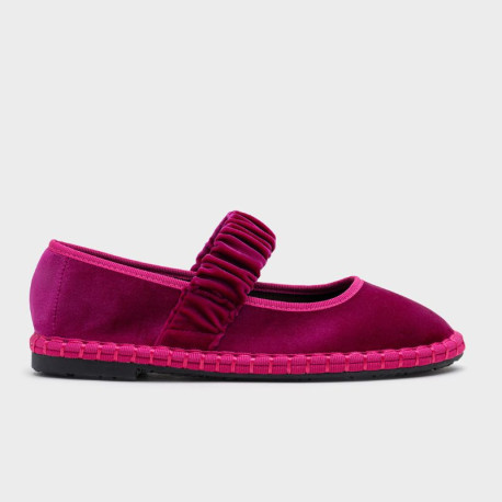 Mercedita mujer en terciopelo fucsia con elástico