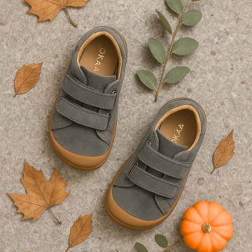 Deportiva niño BAREFOOT súper flexible en color gris