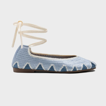 Bailarina de crochet con cintas al tobillo – Azul