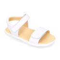 Sandalia barefoot niña blanca con doble velcro
