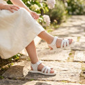 Sandalia barefoot niña en color blanco