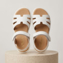 Sandalia barefoot niña en color blanco