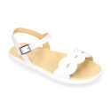 Sandalia Barefoot Blanca con Hebilla – OKAA FLEX