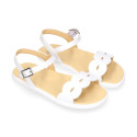 Sandalia Barefoot Blanca con Hebilla – OKAA FLEX