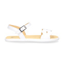 Sandalia Barefoot Blanca con Hebilla – OKAA FLEX