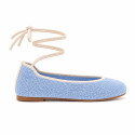 Bailarina de crochet con cintas al tobillo – Azul pastel