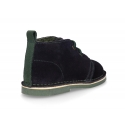 Suede leather kids safari boots with shoelaces and fake hair lining.