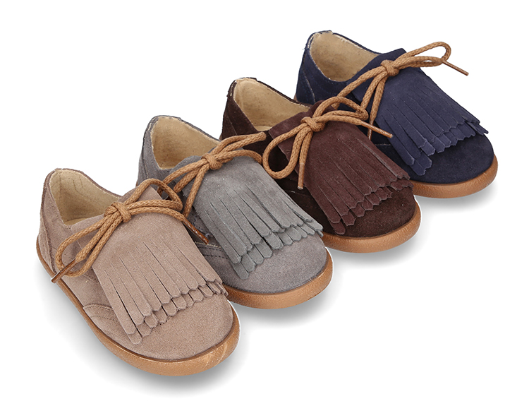 new-laces-up-shoes-with-